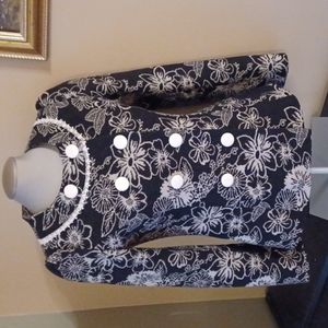 Black and white blazer Size M